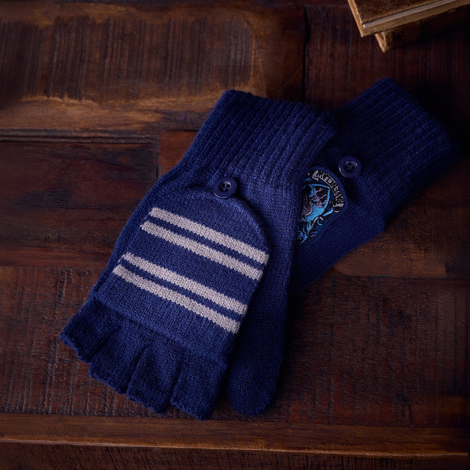 Ravenclaw Knitted Mitten