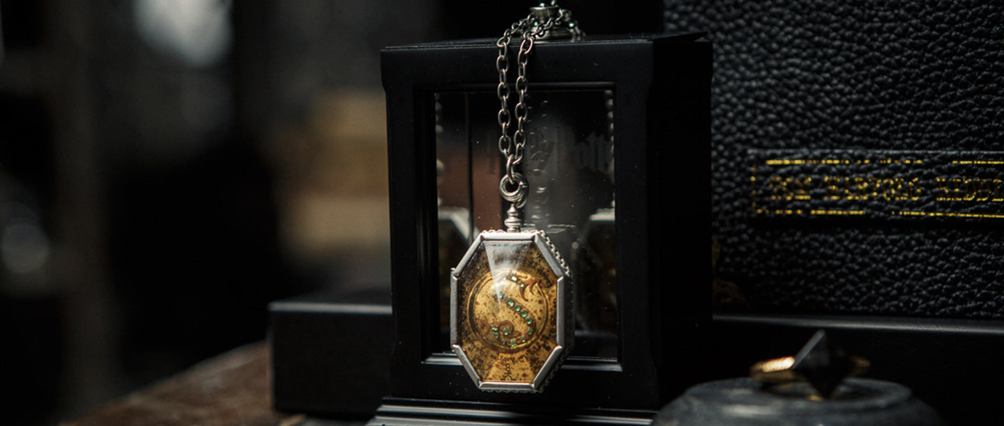 Noble Harry Potter Time Turner Collectible Watch Dumbledore