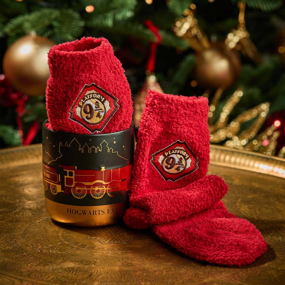 Hogwarts Express Mug & Socks Gift Set