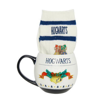 Hogwarts in the Snow Mug & Socks Gift Set
