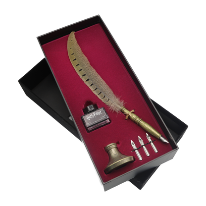 Hogwarts Pen & Ink Quill Set