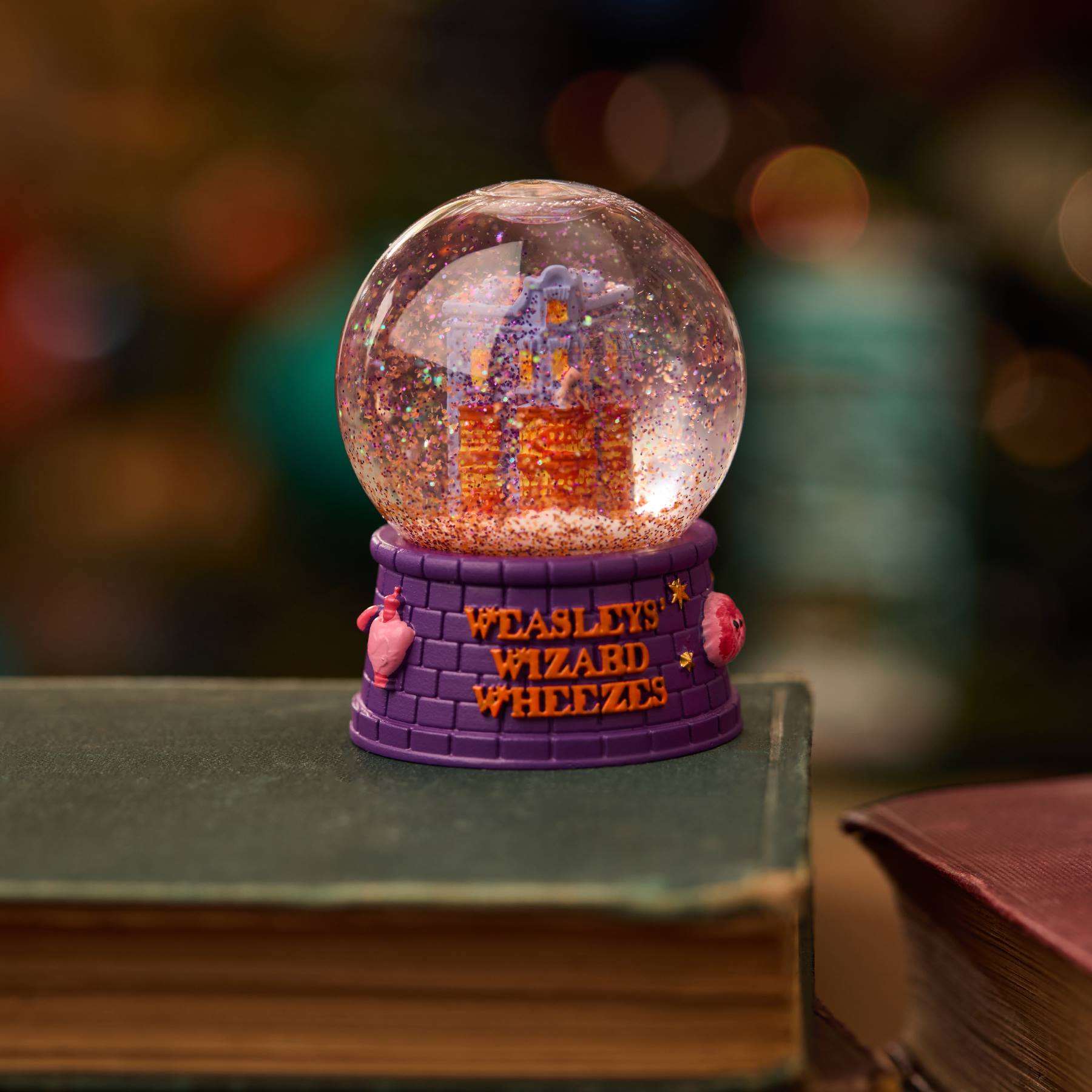 Weasleys' Wizard Wheezes Mini Snow Globe