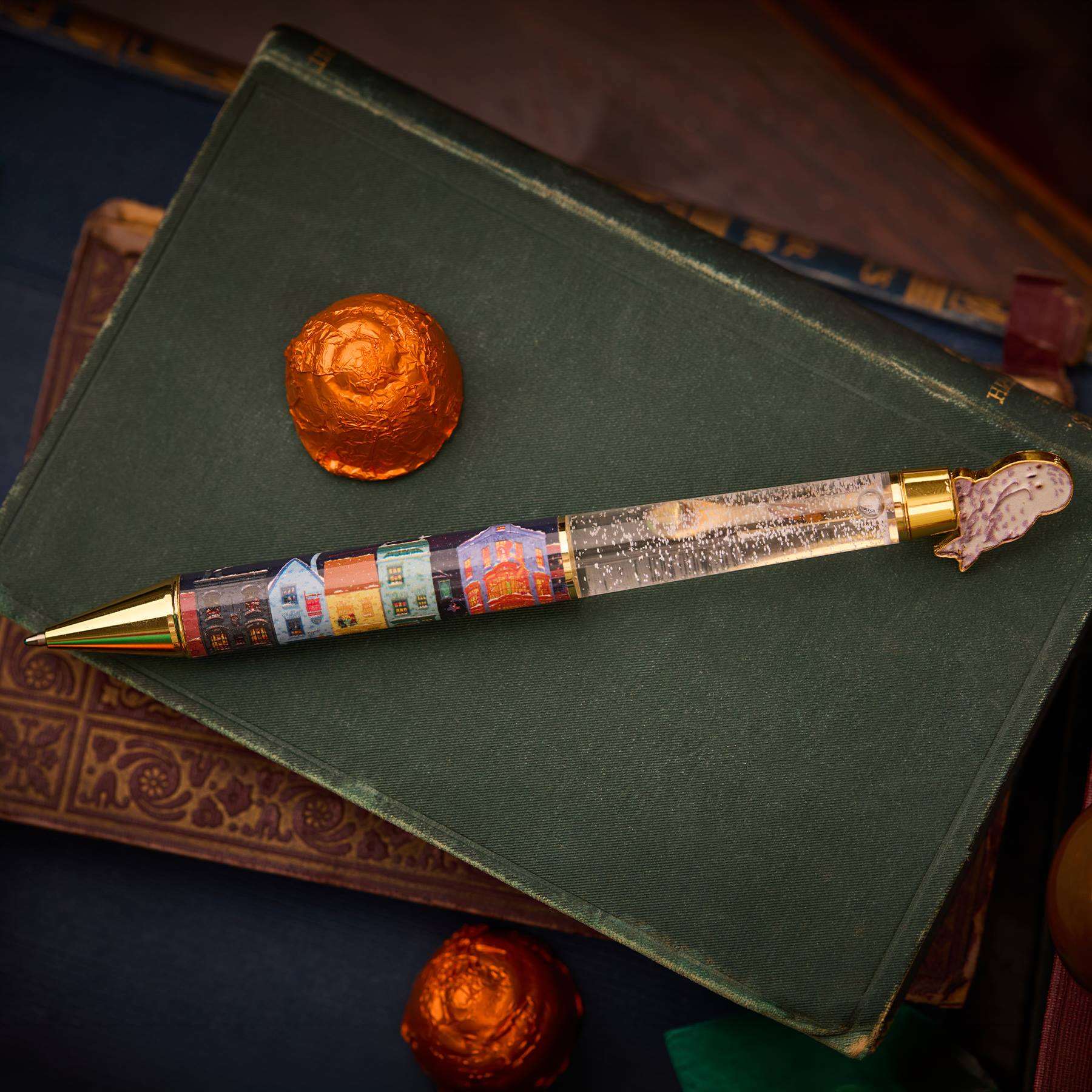 Diagon Alley Christmas Snow Globe Pen