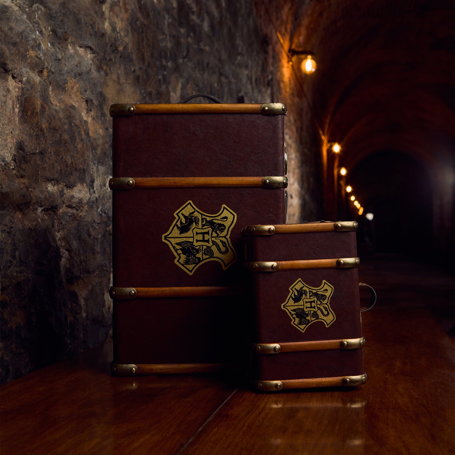 Replica Hogwarts Mini Trunk | Harry Potter Shop US