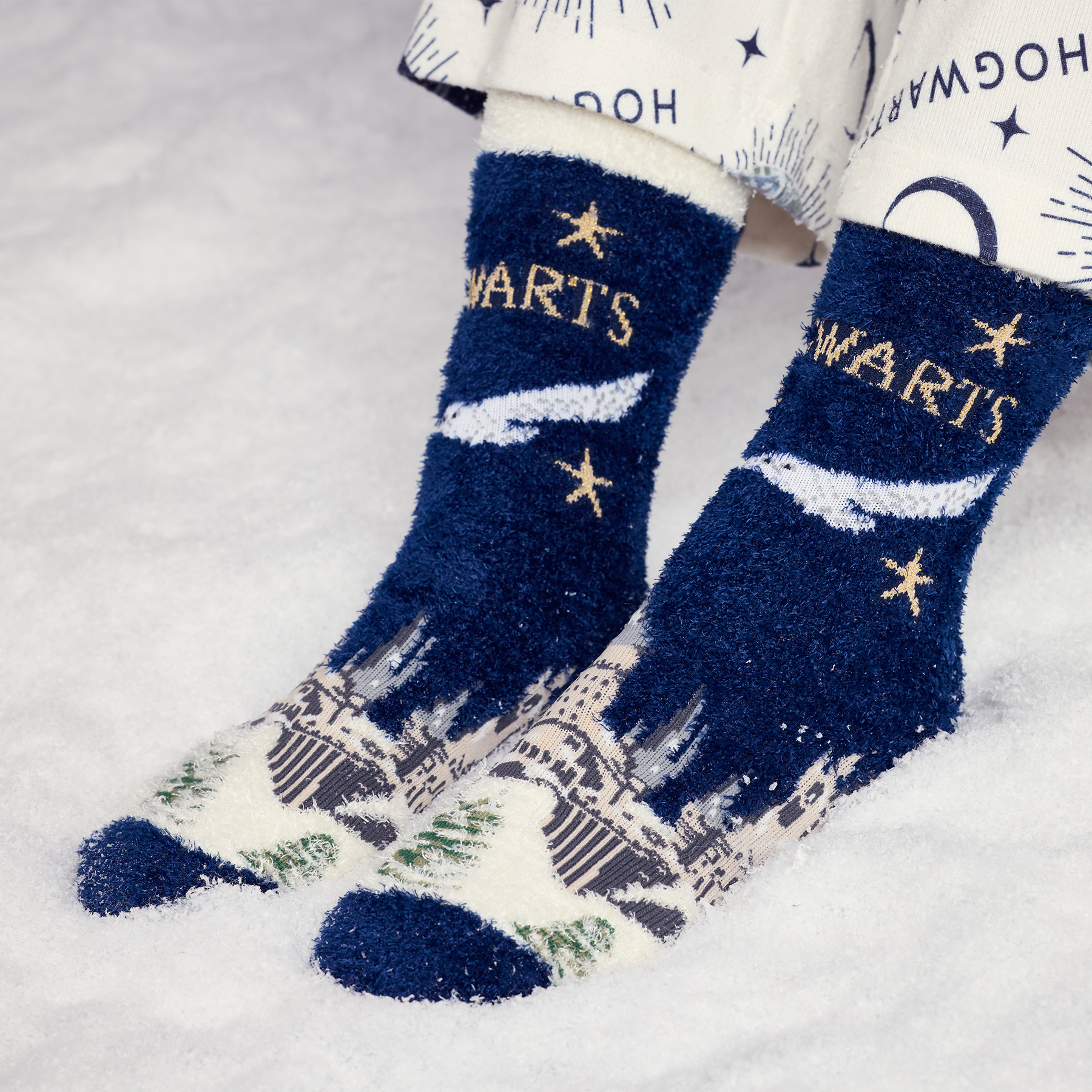 Hogwarts in the Snow Cozy Socks