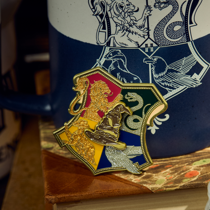 Hogwarts Crest Spinning Pin