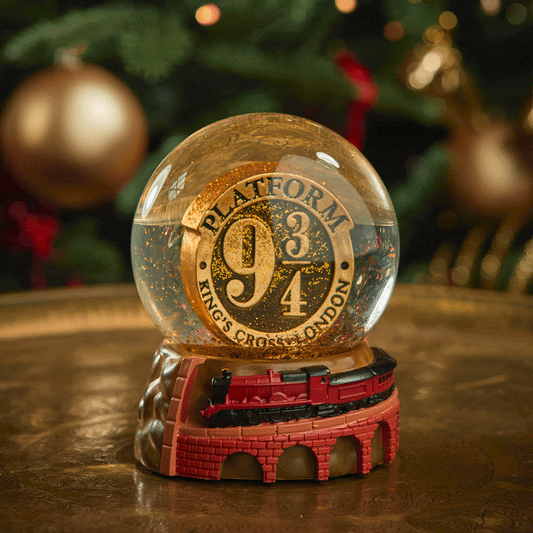 Platform 9 3/4 Snow Globe