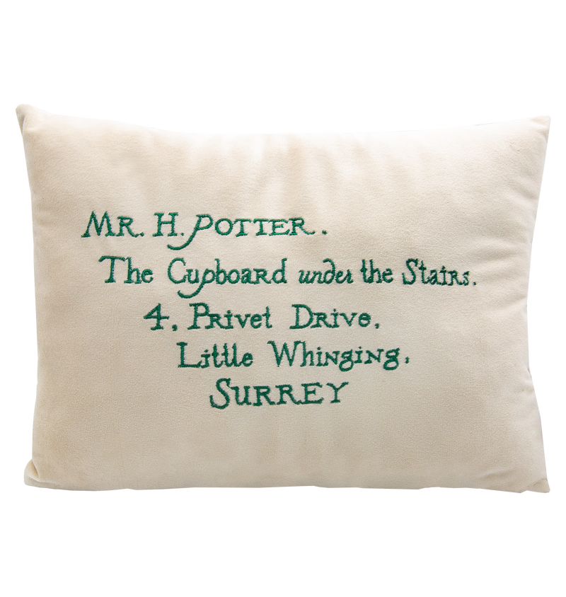 Harry Potter Collectibles  Harry potter collection, Woven blanket, Potter